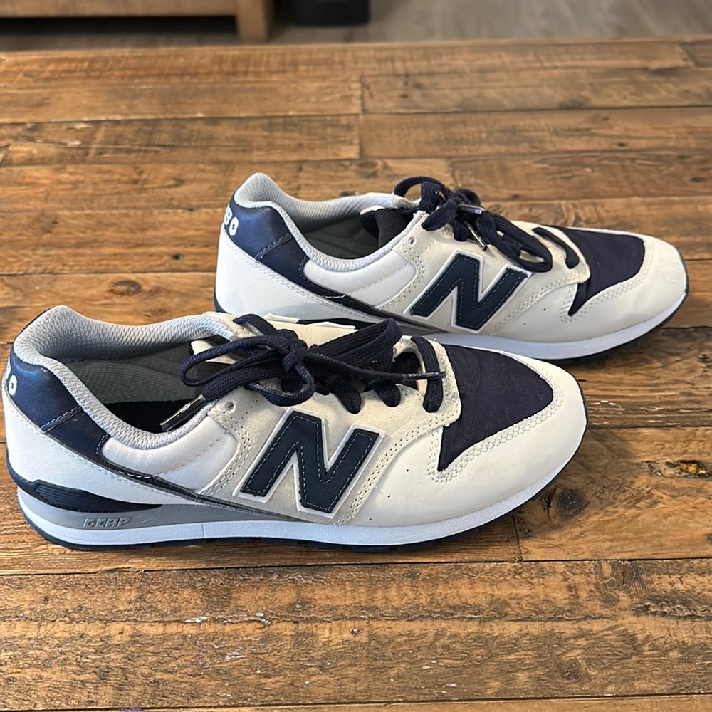 Women’s NB Figs shoes size M-6.5/ W-8